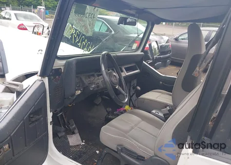 1995 Jeep Wrangler / Yj Se z USA, uszkodzony, nr VIN 1J4FY29S1SP206760